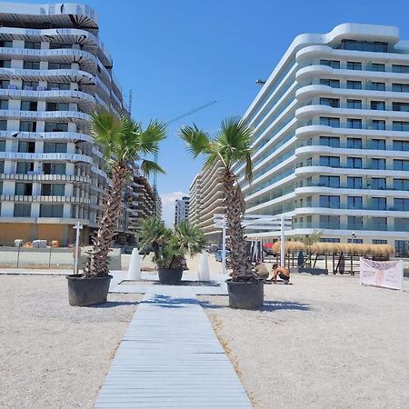 Lakeside Studio Mamaia Central Экстерьер фото