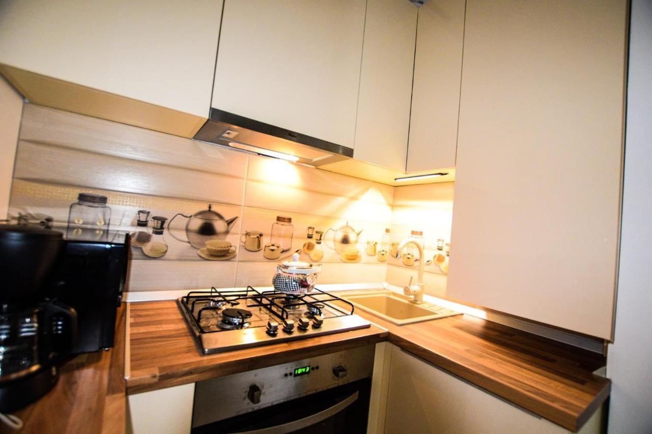 Lakeside Studio Mamaia Central Экстерьер фото