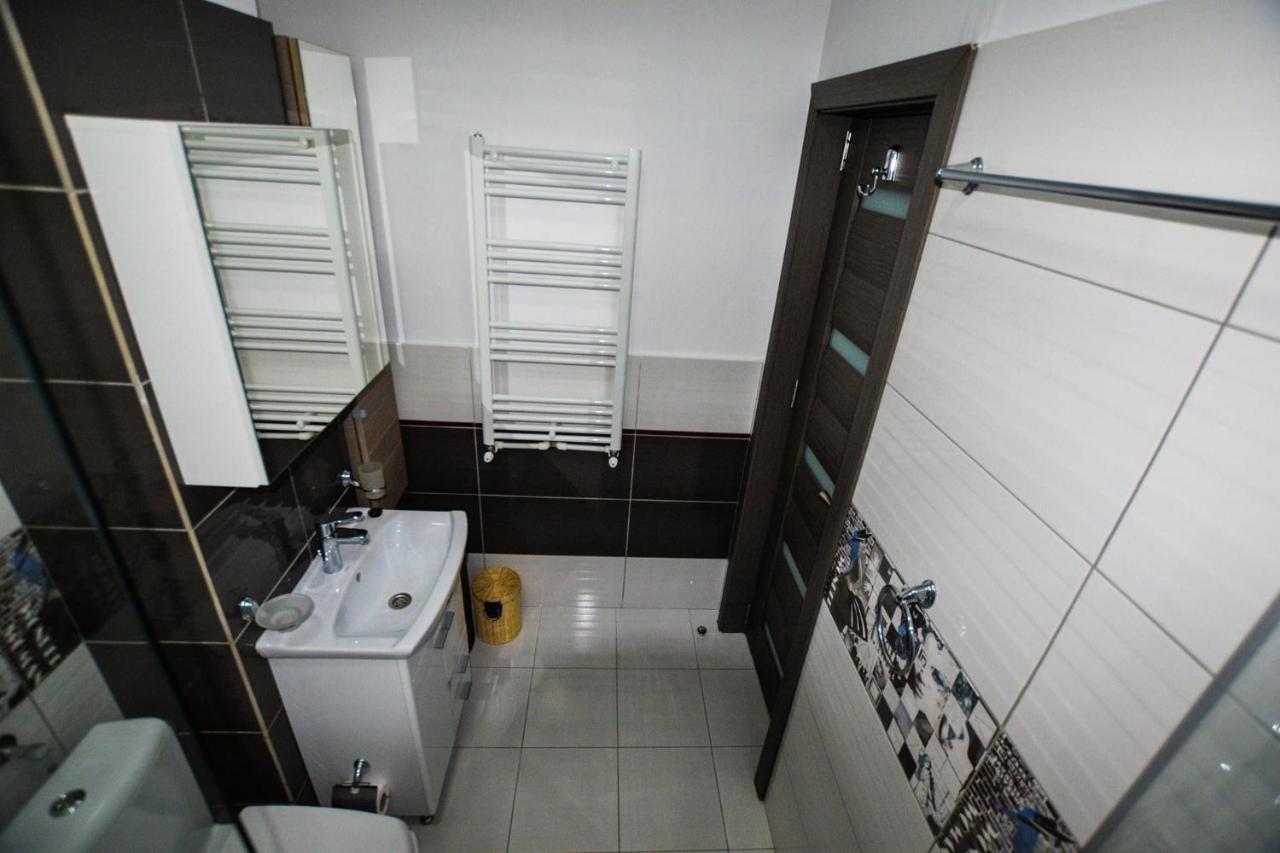 Lakeside Studio Mamaia Central Экстерьер фото