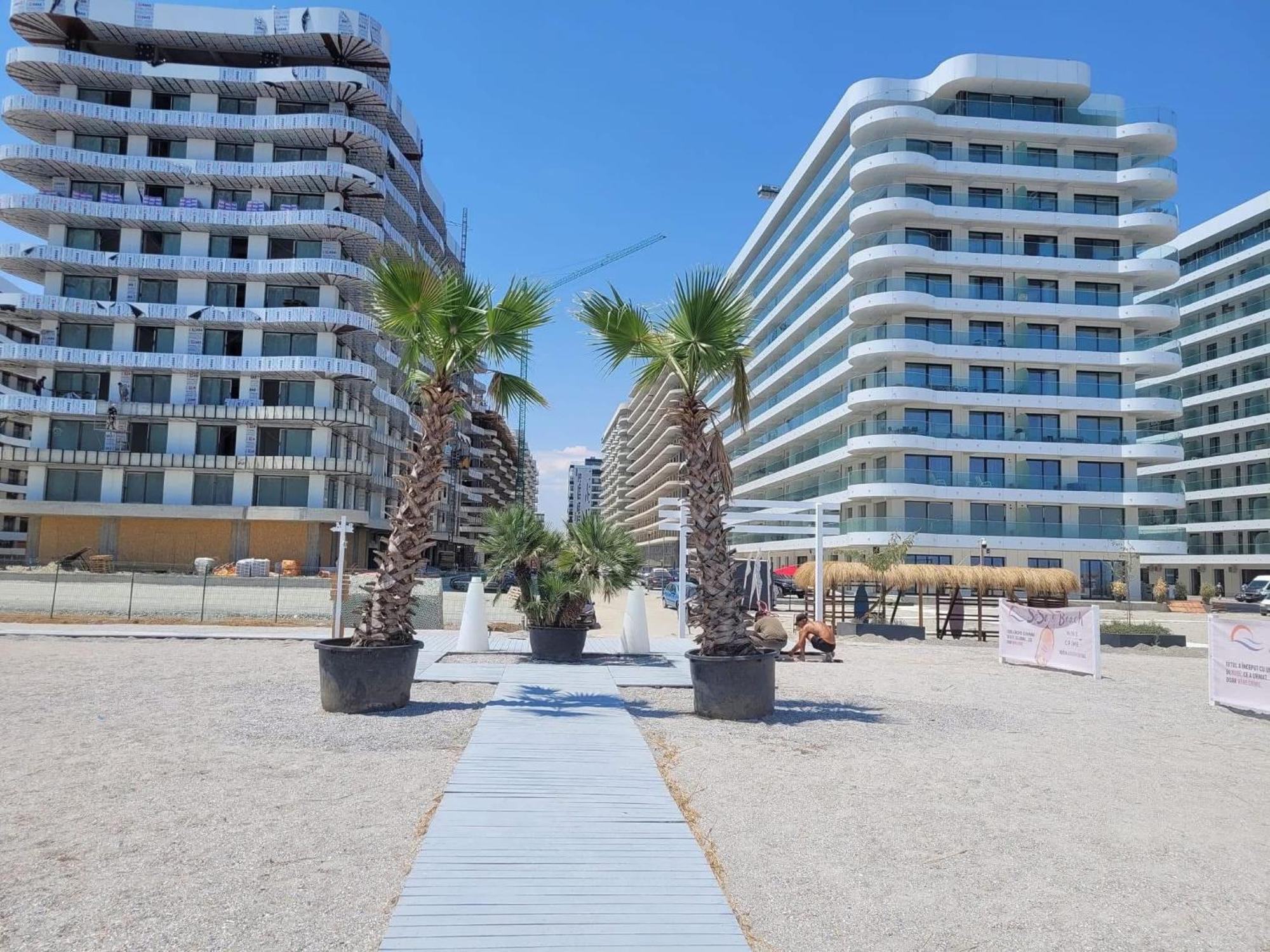 Lakeside Studio Mamaia Central Экстерьер фото